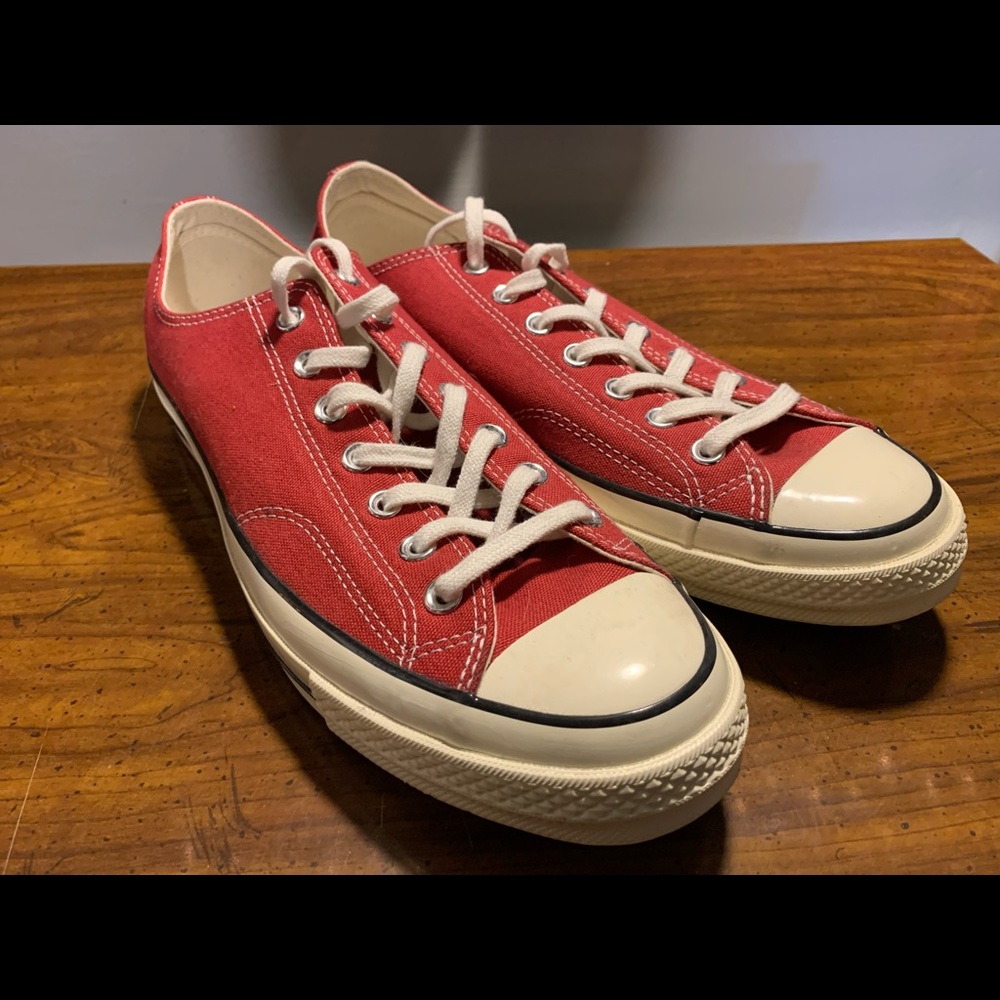 Converse Chuck Taylor 12 mens red never worn